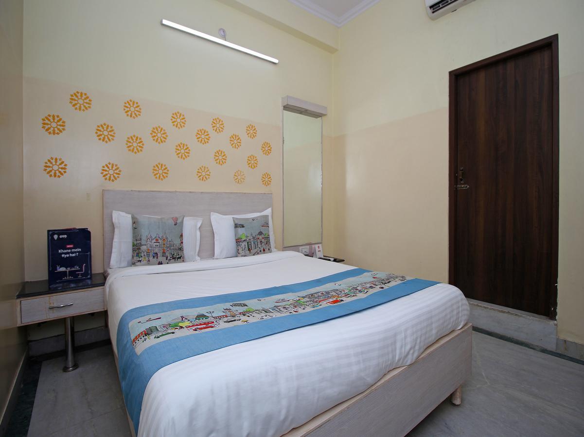 Oyo 1143 Hotel Rdb Palace ชัยปุระ ภายนอก รูปภาพ
