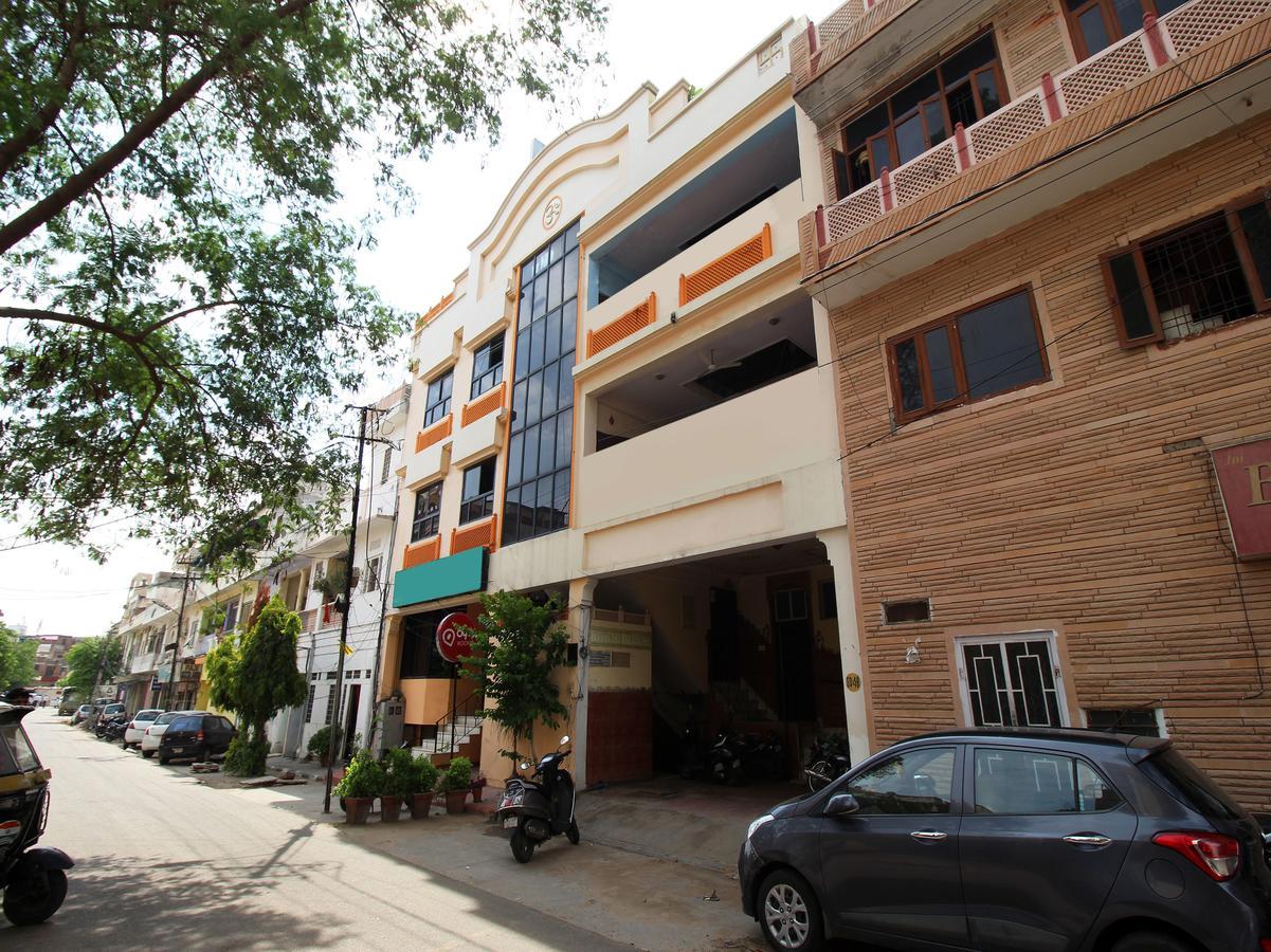 Oyo 1143 Hotel Rdb Palace ชัยปุระ ภายนอก รูปภาพ