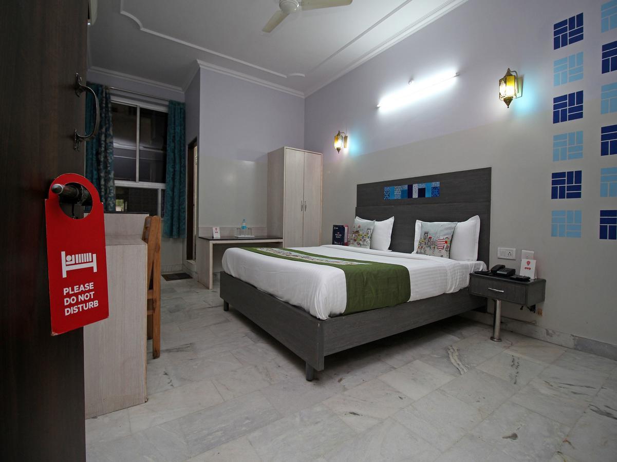 Oyo 1143 Hotel Rdb Palace ชัยปุระ ภายนอก รูปภาพ